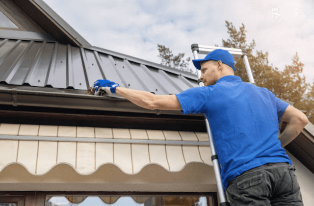 gutter cleaning in huntersville